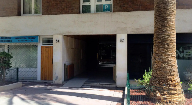 Barcelona City Street Hostal, Забронировать Отель Сериа – Сен-Жервази Барселона, рядом с Jove Regina Theatre