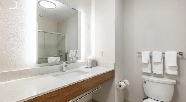 Номер Standard Holiday Inn Express McComb by IHG