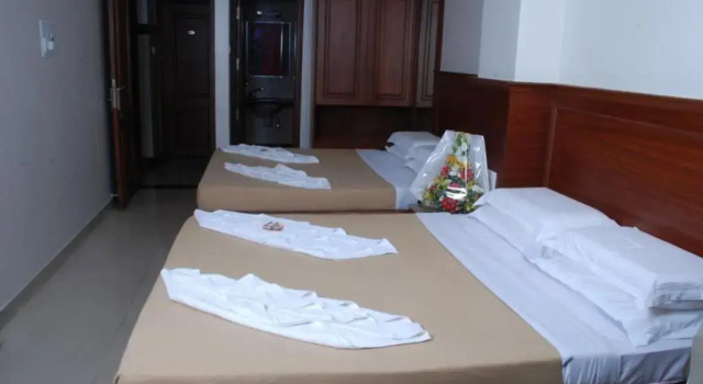 Snt Comforts Lodge by OYO Rooms, Book Hotel Bangalore Bangalore