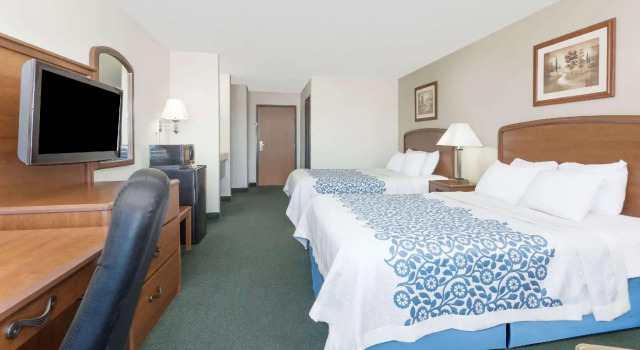 Четырёхместный номер Standard Days Inn by Wyndham Sidney NE