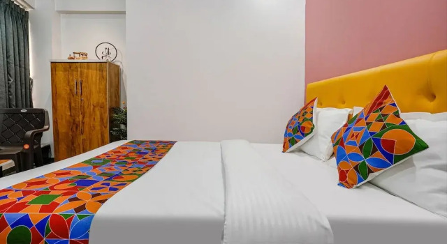 Fabhotel Sky City, Buchen Sie Hotel Surat Gujarat