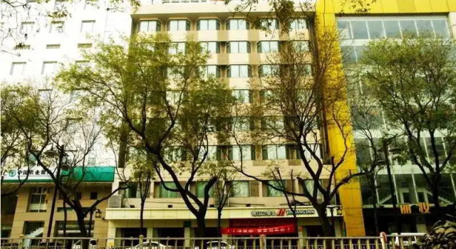 Metropolo Xian Bell Tower Dachaishi Subway Station Hotel, Boek Hotel Hotels in Shaanxi met parkeren, Parkeren