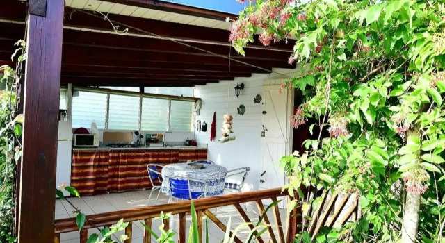 Bungalow tropical, Rezerwuj Hotel Hotele w Basse-Terre z parkingiem, Parking