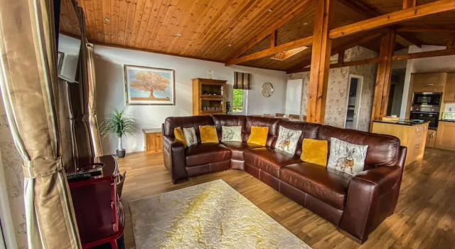 3-bedroom Lodge- Pet Friendly- Hot Tub