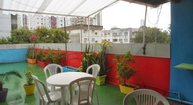 Кровать в общем номере Piratas do Sol Hostel