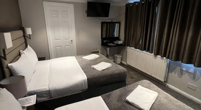 Семейный номер Standard Goodwood Hotel