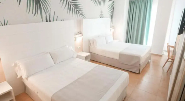 Номер Семейный с балконом ALEGRIA Florida & Spa