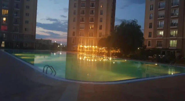 Апартаменты Luxury apartment with pool in North Bucharest