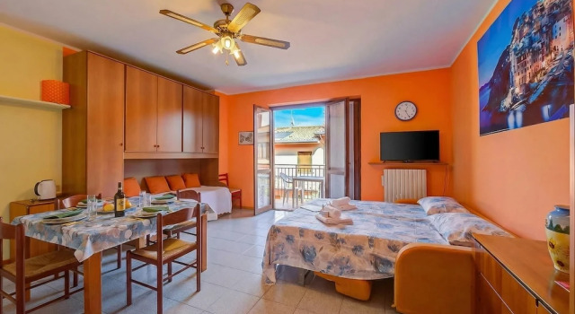 Peter's Cozy Studio-balcony+free Parking