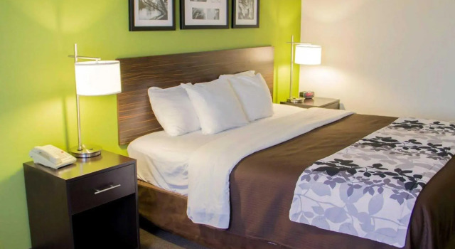 Номер Standard Sleep Inn & Suites Harrisonburg on University