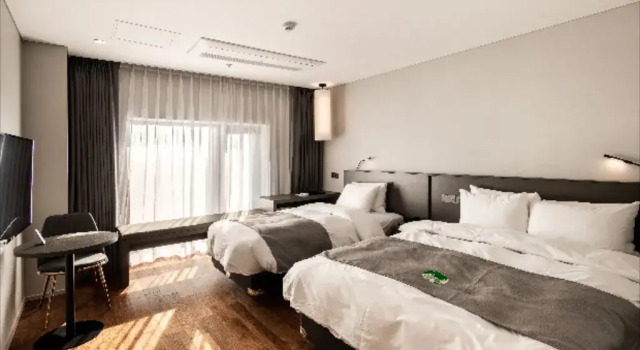 WesternLife Hotel, Book Hotel Iksan Jeollabuk-Do