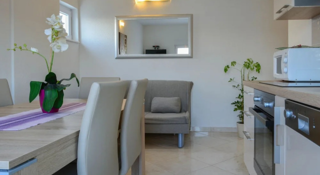 Апартаменты Luxury с 2 комнатами с балконом и с видом на море Luxury Apartments Villa Tea