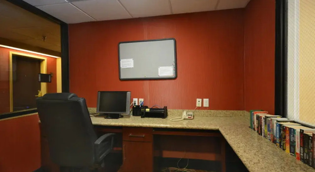 Comfort Inn & Suites, Buchen Sie Hotel Trussville Alabama