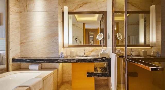 Четырёхместный номер Standard с видом на город The Westin Fuzhou Minjiang