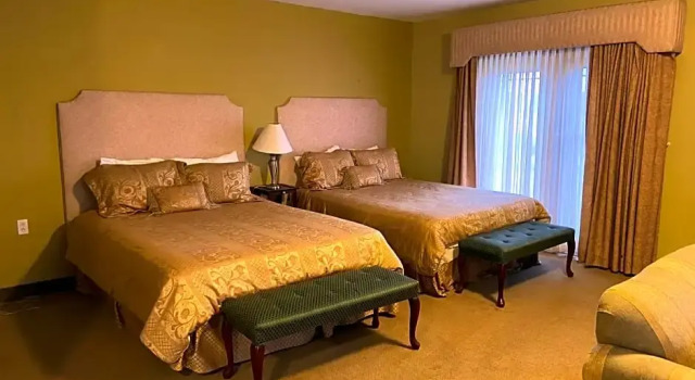 Люкс Deluxe The Lakes at Ben Eoin Golf Club and Resort