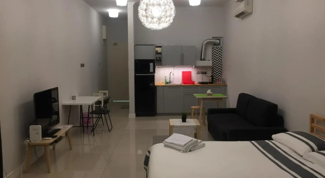 Люкс с балконом Borneo Coastal Residence @ IMAGO Mall