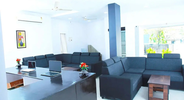 Meghna Residency, Забронировать Отель Отели штата Кералы с парковкой, Парковка