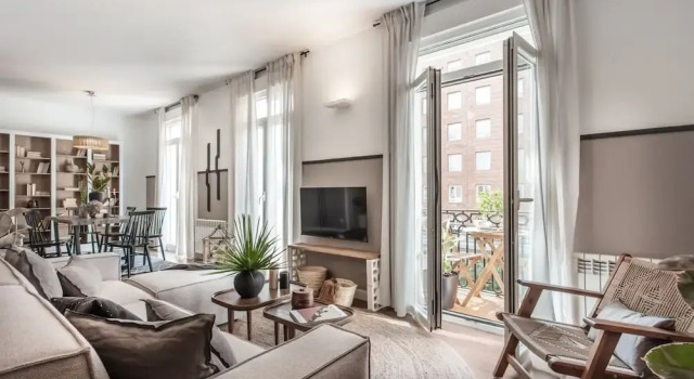 Yangambi - 2 Bedrooms and Office in Lista, Забронировать Апартаменты/квартира Апартаменты Мадрида, рядом с Веласкес, Апартаменты/квартира