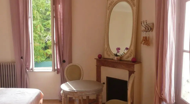 Chambres d'Hôtes de la Fontaine, Reservar Hotel Riberac 