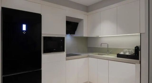 Люкс с 2 комнатами Altunizade Suites Istanbul, Curio Collection By Hilton