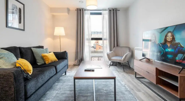 MAEVELA Apartments - Super Comfy Luxury 1 Bed Apartment - City Centre, Digbeth - ROOFTOP TERRACE - Smart TV's, Забронировать Апартаменты/квартира Апартаменты Бирмингема, рядом с Бирмингемский городской университет, Апартаменты/квартира