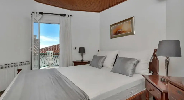 Апартаменты Apartments Čobrnić