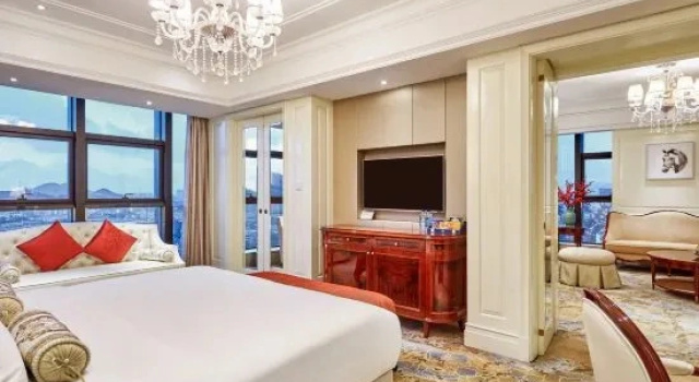 Люкс Deluxe Howard Johnson Huadu Plaza