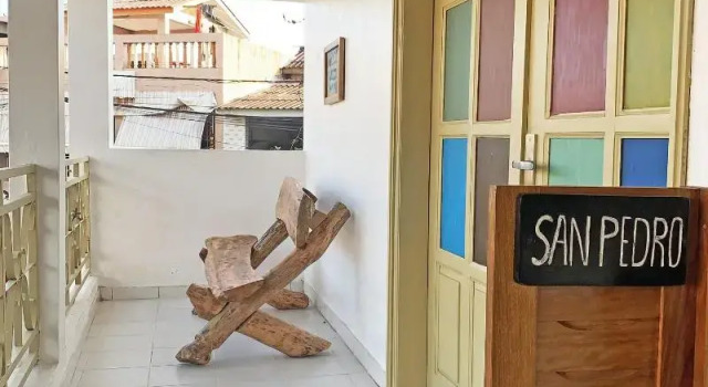 blawa, Boek Hotel Koumassi 