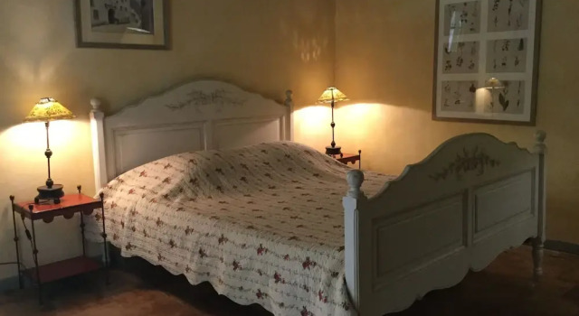 Villa Fignoulado, Rezerwuj Willa Hotele w Cavaillon z parkingiem, Parking