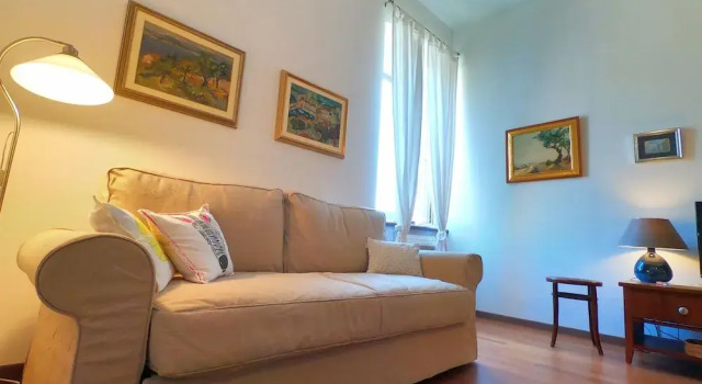 Novak Bonaparte Apartment, Prenota Appartamento Città di Lesina 