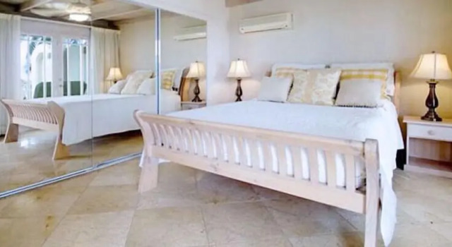 Reeds Penthouse 14, Prenota Appartamento Hotel a Saint James con parcheggio, Parcheggio