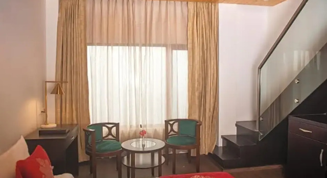 Четырёхместный номер Standard Дуплекс с красивым видом из окна Ramada by Wyndham Gangtok Hotel & Casino Golden