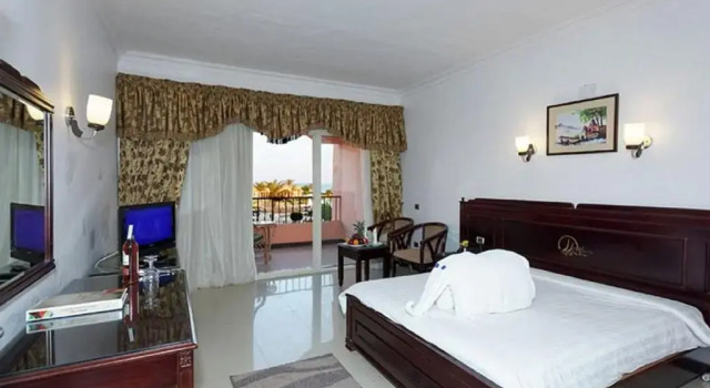 Двухместный номер Comfort с балконом Three Corners Happy Life Beach Resort