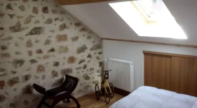 House With 2 Bedrooms in Alligny-en-morvan, With Wonderful Mountain Vi, Rezervovat Hotel Hotely v Morvan s parkováním, Parkování
