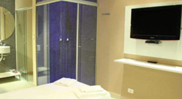 Flex Inn Hotel - Adults Only
