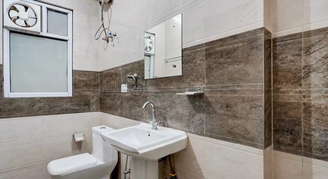 Townhouse Sector 53 Golf Course Road