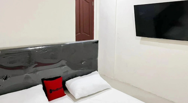 RedDoorz near Sungai Panas Batam, Réserver Hôtel Nagoya Batam