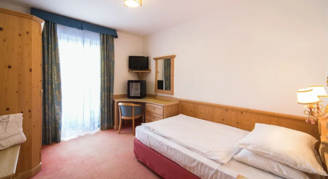 Одноместный номер Economy с балконом Hotel Chalet Corso