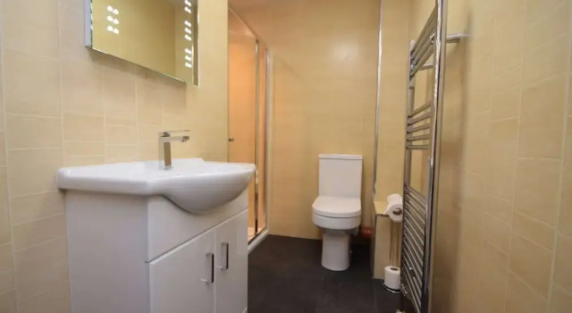Rosedene Highland House - Emperor Apartment 6