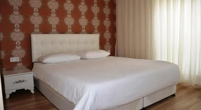 Yakut Residence