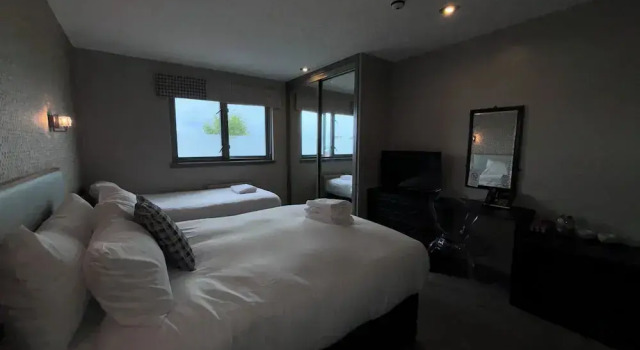 Семейный номер Standard с 3 комнатами Richmond Park Hotel
