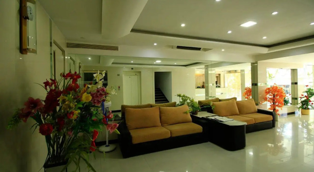 Lotus A Pondy Hotel