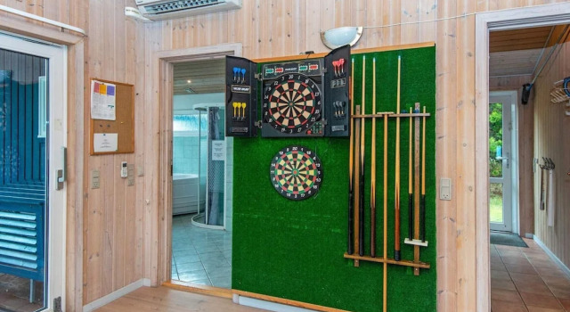 10 Person Holiday Home in Oksbol