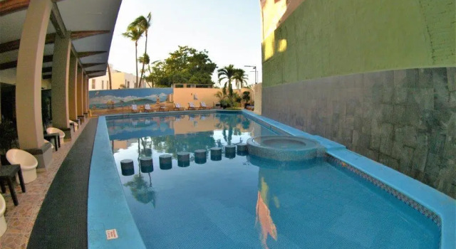 Четырёхместный номер Standard Hotel Playa Bonita