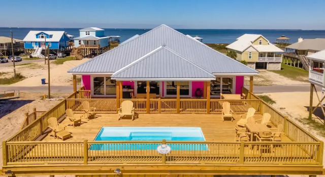 This Is Heaven - 2604 Bienville Blvd 4 Bedroom Home by RedAwning, Prenota Casa vacanze Hotel a Alabama con piscina, Piscina