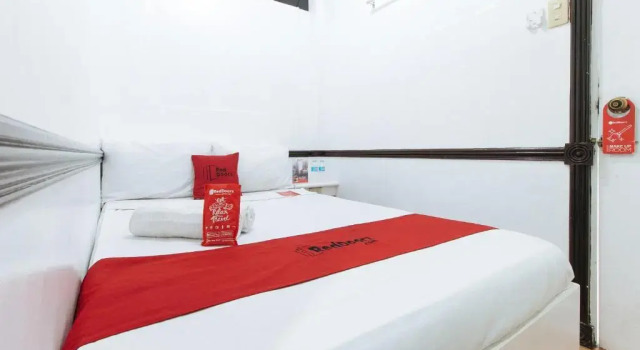 RedDoorz Plus @ Villa Gloria Taguig