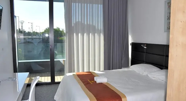 Двухместный номер Standard с балконом Hôtel de la seine