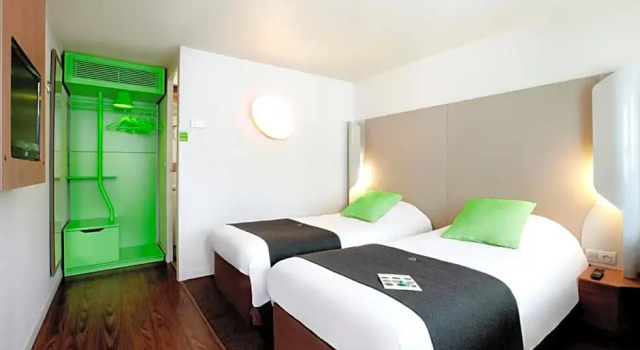 Номер Superior Campanile Hotel Chantilly