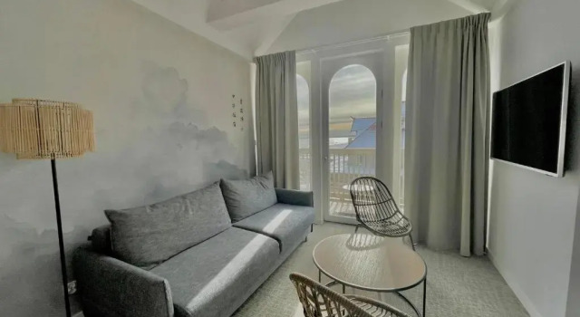 Люкс Hotel Zhong Hua
