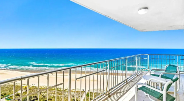 Апартаменты Talisman Beachside Broadbeach
